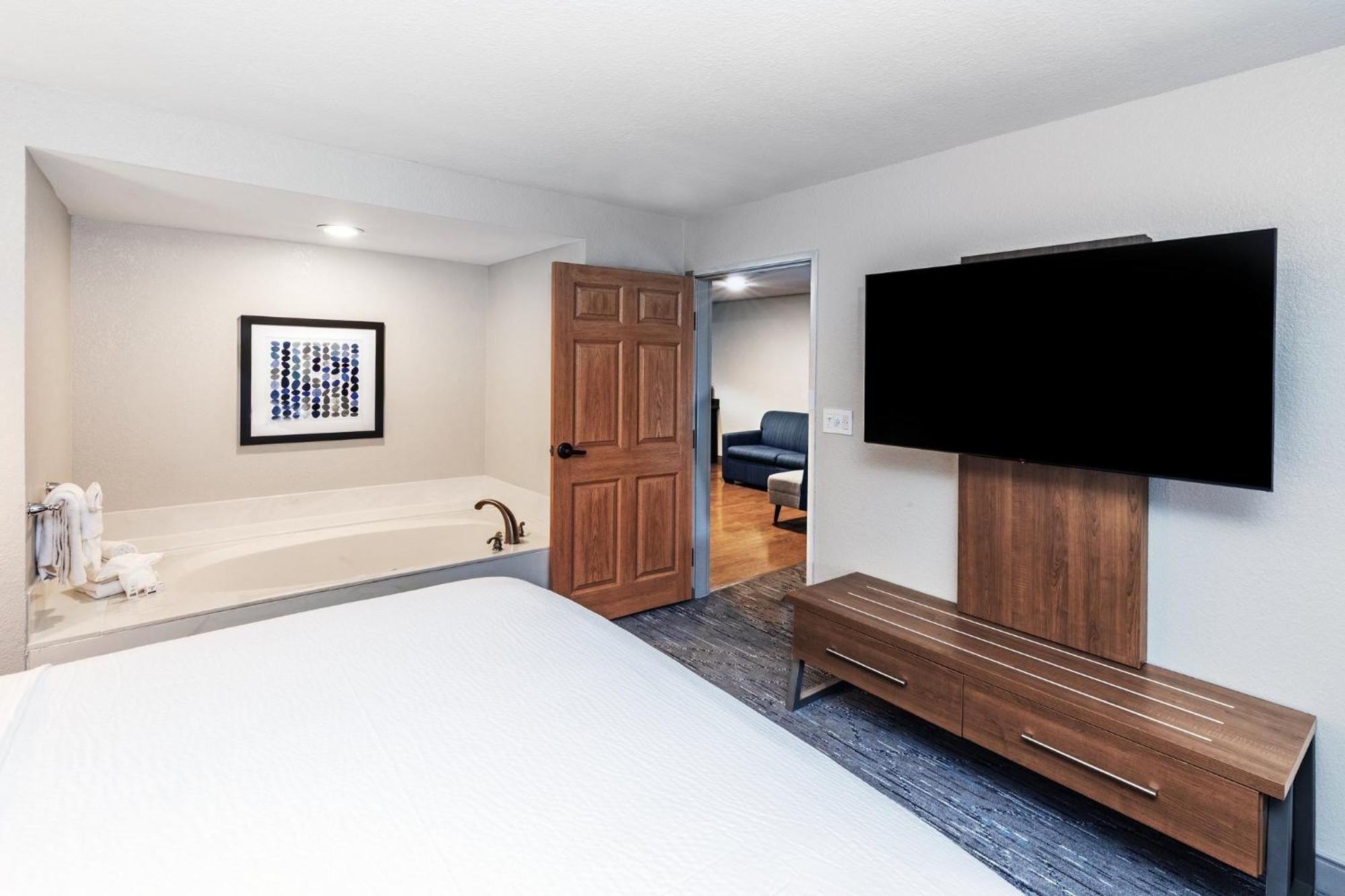 Holiday Inn Express & Suites Tulsa S Broken Arrow Hwy 51 By Ihg Zewnętrze zdjęcie