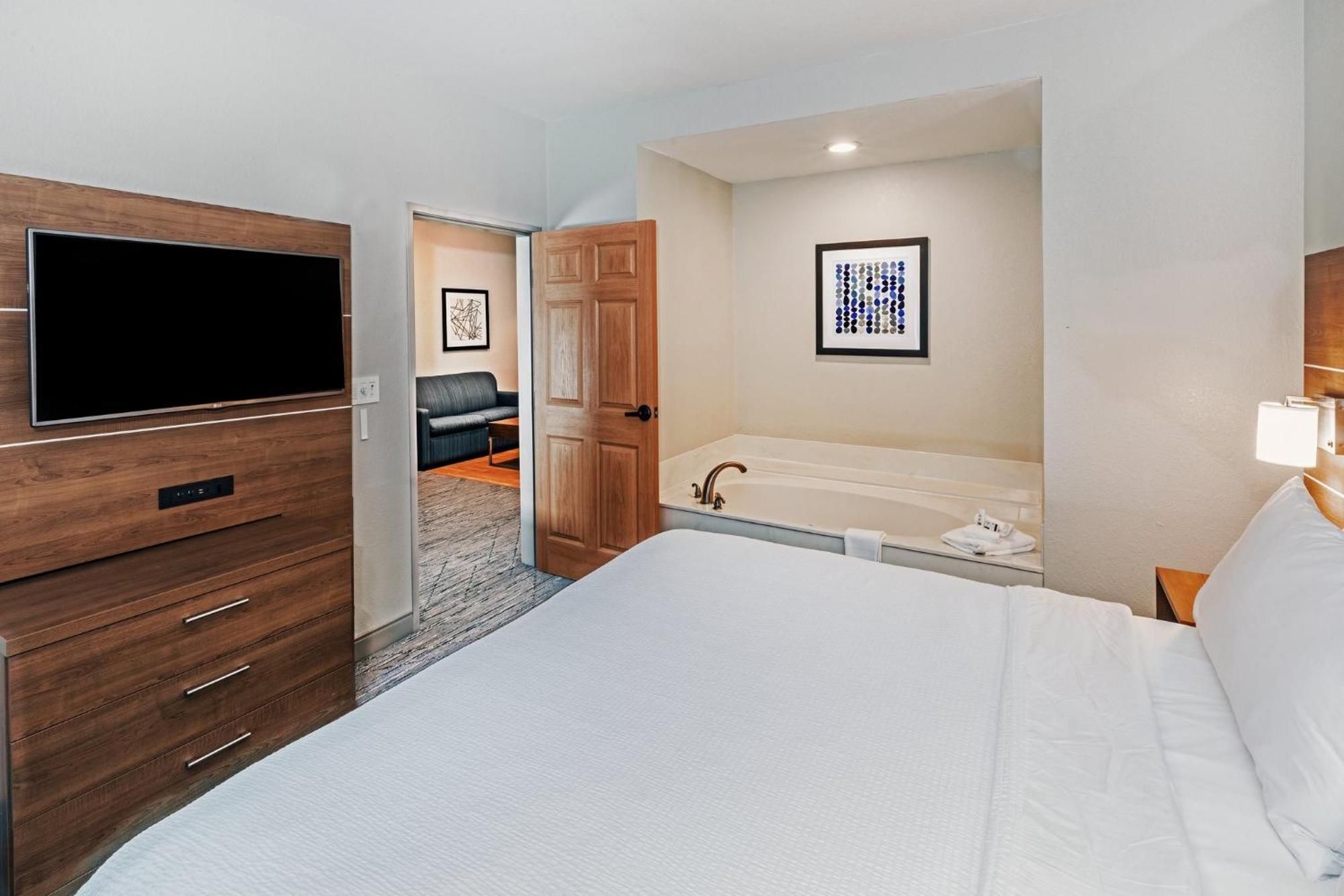 Holiday Inn Express & Suites Tulsa S Broken Arrow Hwy 51 By Ihg Zewnętrze zdjęcie