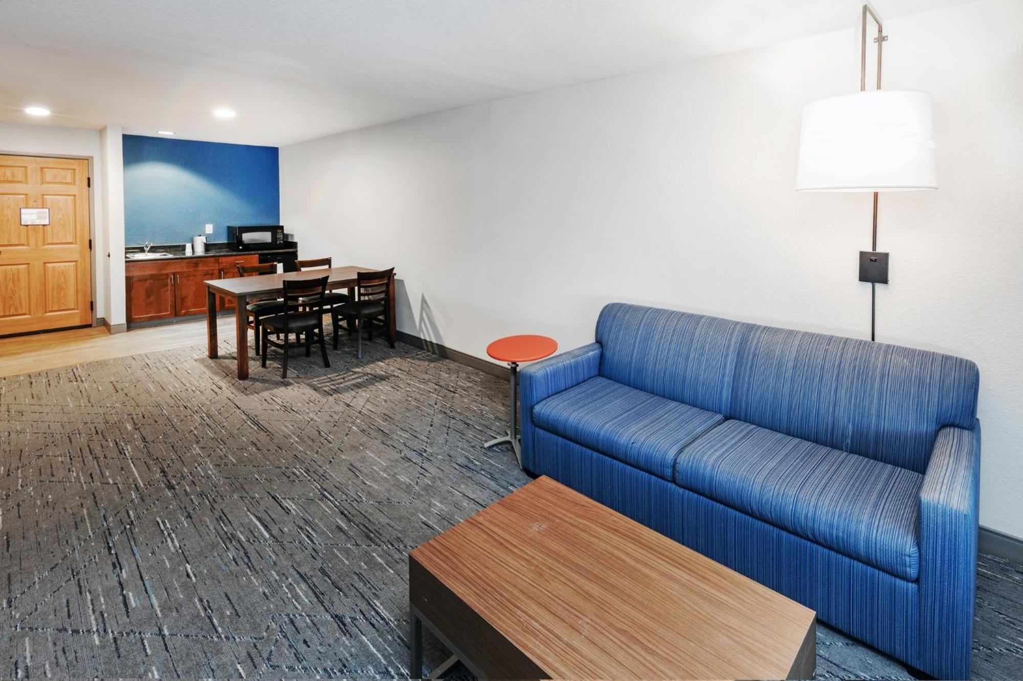Holiday Inn Express & Suites Tulsa S Broken Arrow Hwy 51 By Ihg Zewnętrze zdjęcie
